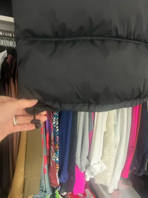 Zara DNWR black puffer vest S  thumbnail 10