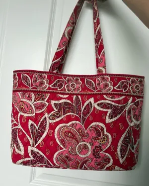 Vera Bradley Raspberry Fizz Pink Paisley Quilted Shoulder Tote Bag thumbnail 1