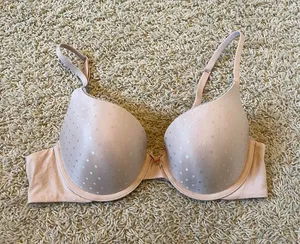 Victoria’s Secret Beige Bra thumbnail 1