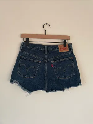 Levi’s 501 Original Fit High-Rise Jean Shorts thumbnail 2