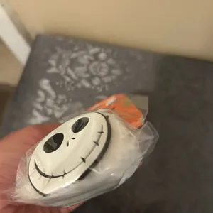 Disney Black and White Jack Skellington Keychain thumbnail 4