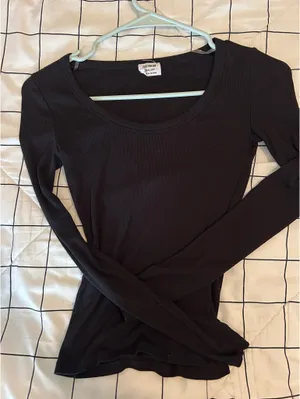 Black cotton on long sleeve  thumbnail 1