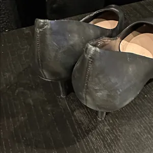 Vince Camuto Black Leather Heels thumbnail 4