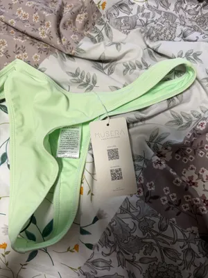 Green bikini bottom Size M thumbnail 3
