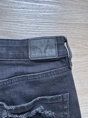 Women’s American Eagle Black Denim Shorts thumbnail 4