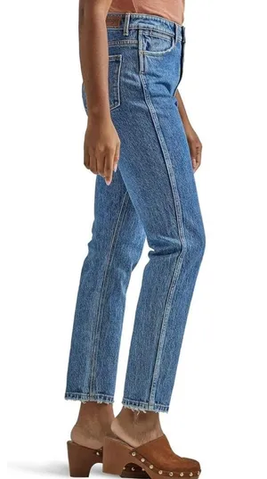 NWOT Wrangler High Rise Vintage Taper Mom Jeans Sz 10 Distressed Medium Wash thumbnail 4