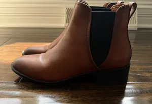 Steve Madden Leather Chelsea Boots thumbnail 1