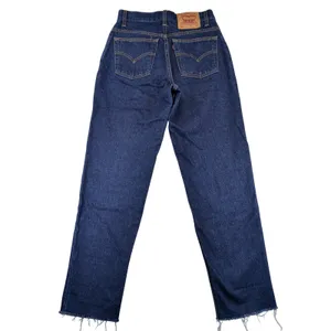Vintage Y2K Levis 550 Relaxed Fit Tapered Leg High Rise Dark Wash Made in USA 6 thumbnail 2
