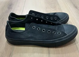 Converse Chuck Taylor Sneakers thumbnail 1