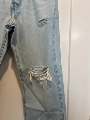 Levi's Light Blue 501 Straight Ripped Jeans size 28/30. thumbnail 4