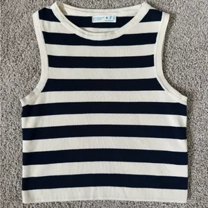 Primark Striped Sleeveless Knit Top thumbnail 1
