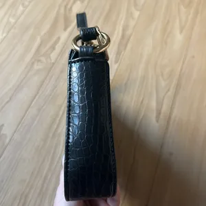 snake skin faux purse thumbnail 5