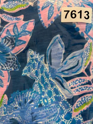 Lilly Pulitzer Etta V-neck T-shirt in Macaw Blue thumbnail 6