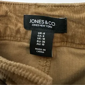 JONES NEW YORK | Jones & Co Straight Leg Tan Corduroy Trousers Pants Size 6 thumbnail 3