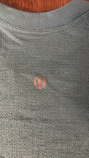 Lululemon Swiftly Tech Short Sleeve Cropped 2.0 thumbnail 2