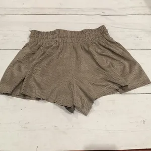 Zara tan stretchy waist shorts thumbnail 2