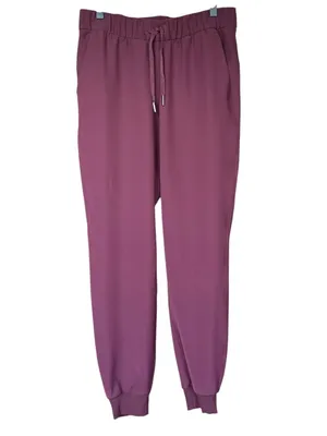 Lululemon On The Fly‎ Maroon Joggers Sz 6 thumbnail 2