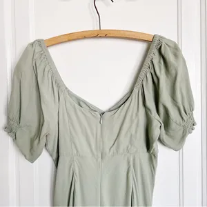 Madewell • Sweetheart Puff-Sleeve Midi Dress in Frosted Sage green bias cut thumbnail 13