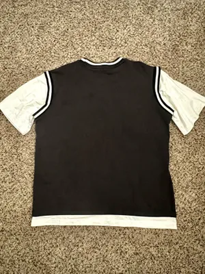Urban Outfitters Ragged Priest Graphic Tee Size M thumbnail 2