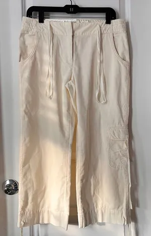 White House Black Market Ivory Cotton Corduroy Cropped Pants Women’s Size 6‎ thumbnail 1