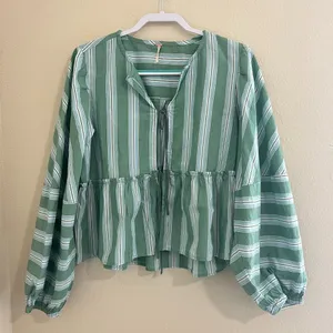 NEW Free People Brunch Babe Blouse Sz M thumbnail 5