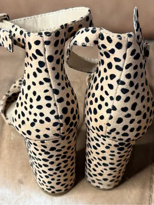 She&in Heels thumbnail 3