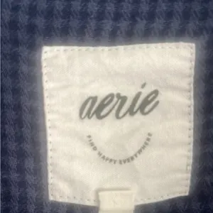 Aerie navy blue‎ and tan plaid button down shirt woman’s XS thumbnail 3