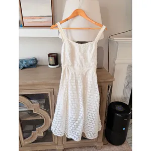 Abbey Glass Melody Bow Back Dress in white Size‎ Small thumbnail 3