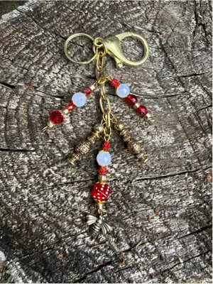 NEW One of a Kind Ruby Bee Handmade Beaded Bag Charm Keychain (#35) thumbnail 3