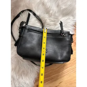 Vera Wang Black Sling Bag Crossbody Wallet Phone Purse thumbnail 11
