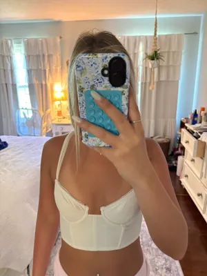 Urban Outfitters Top thumbnail 3