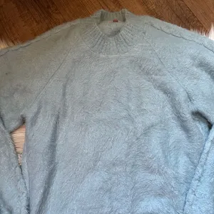 SHOW ME YOUR MUMU Vienna Sweater In Blue Knit thumbnail 7