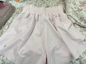 Lululemon Shorts thumbnail 3