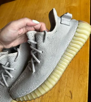 Adidas Yeezy Boost 350 thumbnail 4