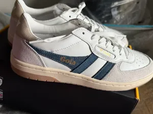 Gola Classics Women's Hawk Sneakers White Size 8 thumbnail 1