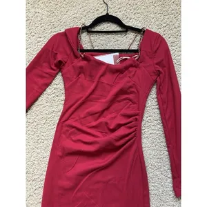 Wine Red Square Neck Midi Dress with‎ Chain Detail, US Size S/XS, Party Slim Fit thumbnail 4
