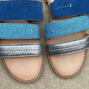 Frye and Co Womens Evie Slip On Sandals Flat Slide 3 Straps Casual Blue Size 6 M thumbnail 4