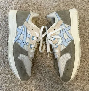 ASICS Lyte Classic Women’s Sneakers in Cream/Soft Sky Blue Color Size 6 thumbnail 1