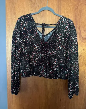 Cropped Long Sleeve thumbnail 2