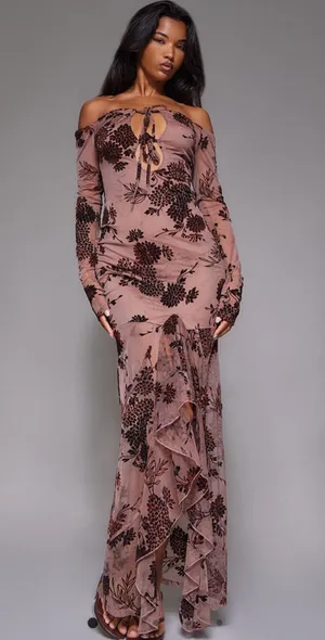 Pretty Little Thing Dress thumbnail 1