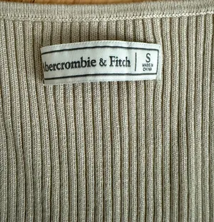 Abercrombie Sweater thumbnail 2