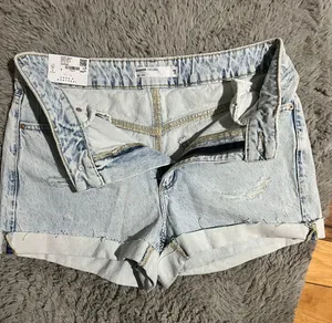 Garage Denim Mom Shorts thumbnail 2