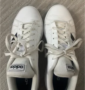 Adidas Grand Court Shoes thumbnail 4
