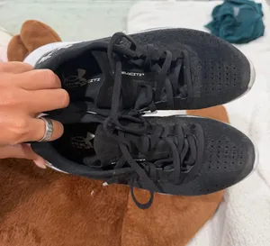 Under Armour Velociti 4 shoes thumbnail 1