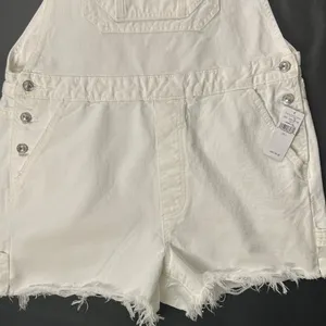 American Eagle White Denim Rainbow Strap Shortalls Overalls NWT thumbnail 3