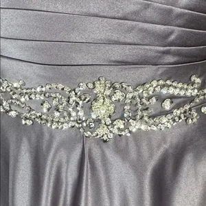 Women’s V-Neck Full Length Satin Formal Prom Dress Zip Up Back Size S NWT thumbnail 3