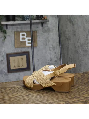 NWT Style & Co. Wood Criss Cross Heeled Sandals Creme Off White / Tan Brown 5M thumbnail 2