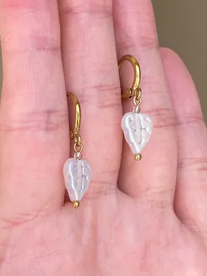 Handmade fairy cottage dainty simple Czech glass leaf dangle earrings🍃🩵 thumbnail 6