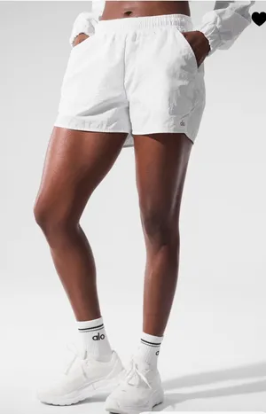 Alo yoga shorts thumbnail 1