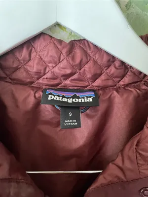 Patagonia Mixed Media Snap-T Pullover Quilted Jacket Drumfire Red Women’s Small thumbnail 3